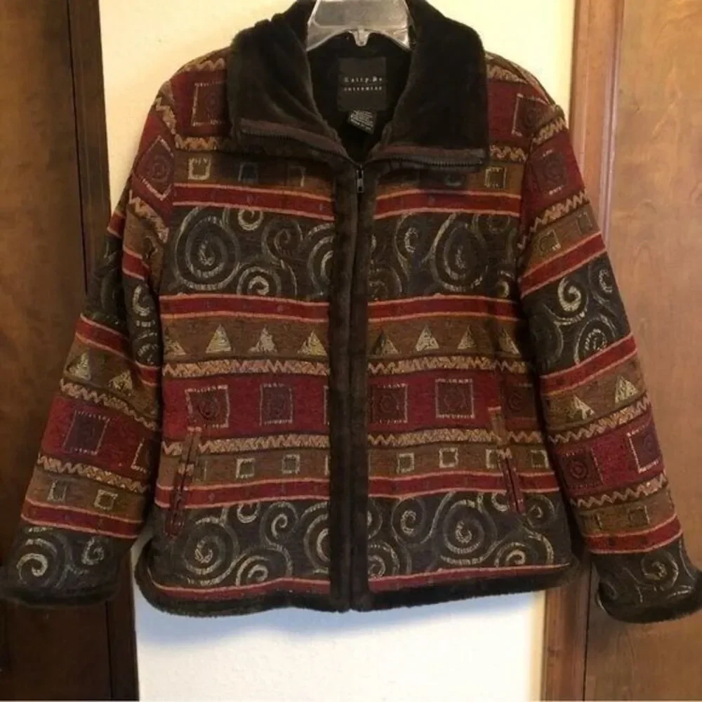 Tally Ho Outerwear‎ Women's Medium Faux Fur Sherpa Lined Tapestry Knit Jacket